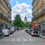Appartement Renove Parisien En Plein Coeur De L\'Ile Saint-Louis Juste En Face De Notre-Dame !