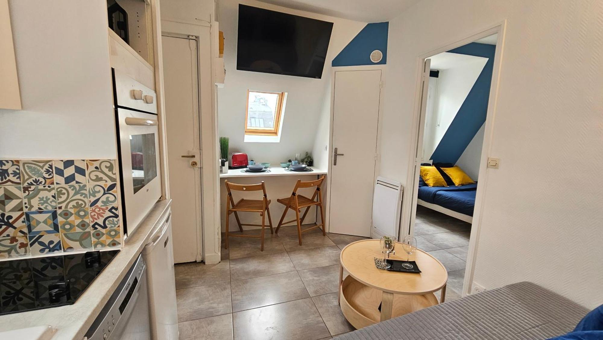 Apartment Renove Parisien En Plein Coeur De L'ile Saint-louis Juste En Face De Notre-dame ! *